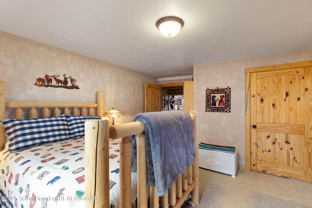 26 YOSEMITE Drive, Thayne, WY 83127 photo 36