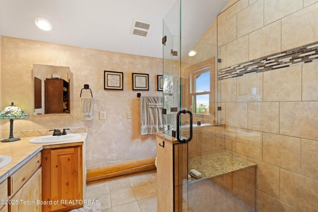 26 YOSEMITE Drive, Thayne, WY 83127 photo 41