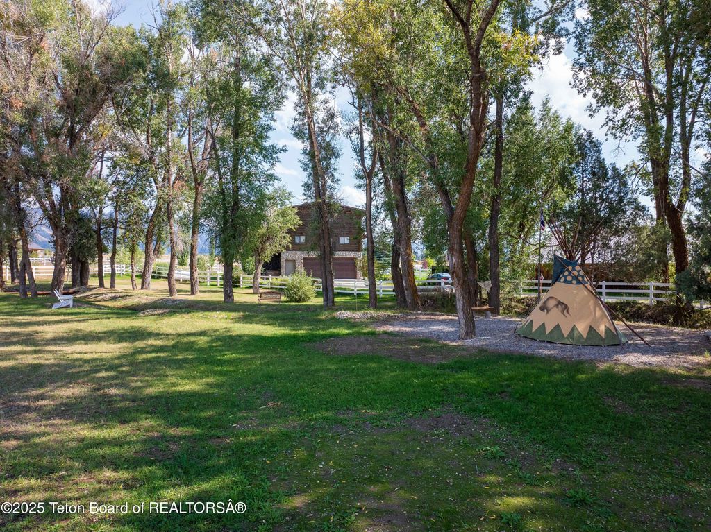 26 YOSEMITE Drive, Thayne, WY 83127 photo 7