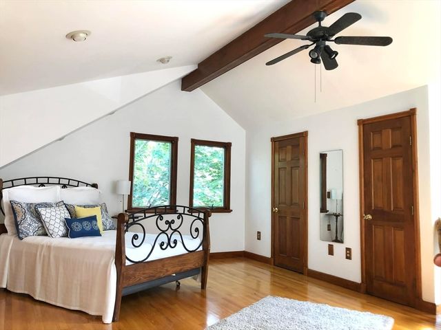 70 York St. 2, Cambridge, MA 02141