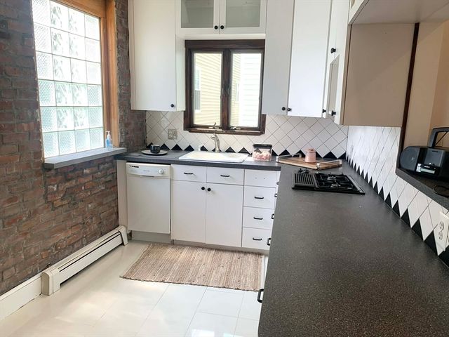 70 York St. 2, Cambridge, MA 02141