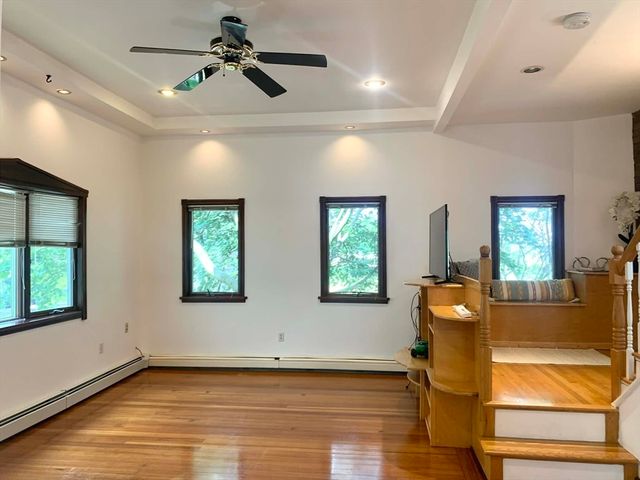 70 York St. 2, Cambridge, MA 02141