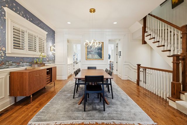 1039 W Altgeld Street, Chicago, IL 60614