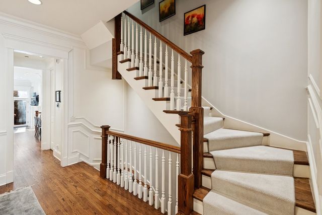 1039 W Altgeld Street, Chicago, IL 60614