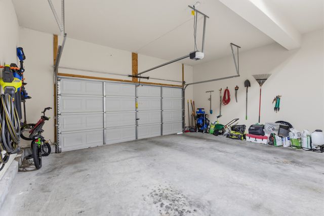 1308 Sweetwater Dr, Brentwood, TN 37027