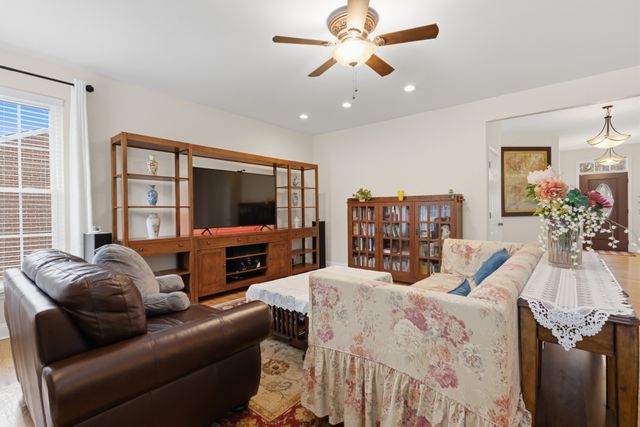 1308 Sweetwater Dr, Brentwood, TN 37027