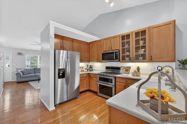 1200 Hunters Chase Drive, Eureka, MO 63025