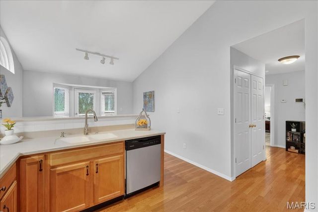 1200 Hunters Chase Drive, Eureka, MO 63025