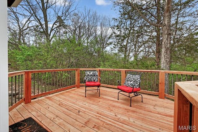 1200 Hunters Chase Drive, Eureka, MO 63025