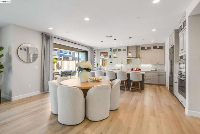 32651 Singh Circle, Union City, CA 94587