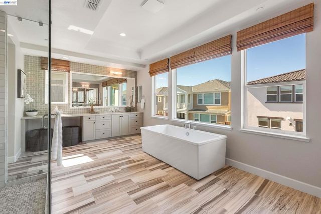 32651 Singh Circle, Union City, CA 94587