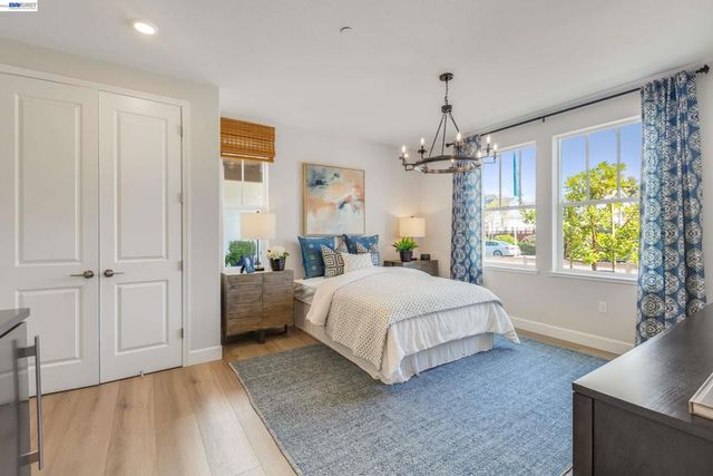 32651 Singh Circle, Union City, CA 94587