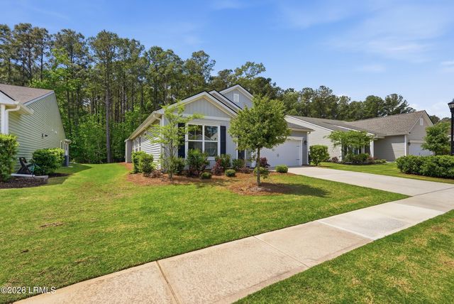 129 Carolina Oaks Avenue, Bluffton, SC 29910