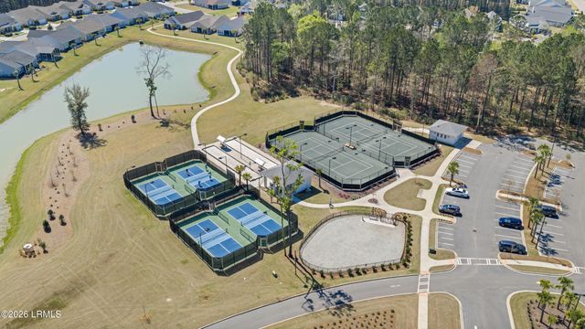129 Carolina Oaks Avenue, Bluffton, SC 29910
