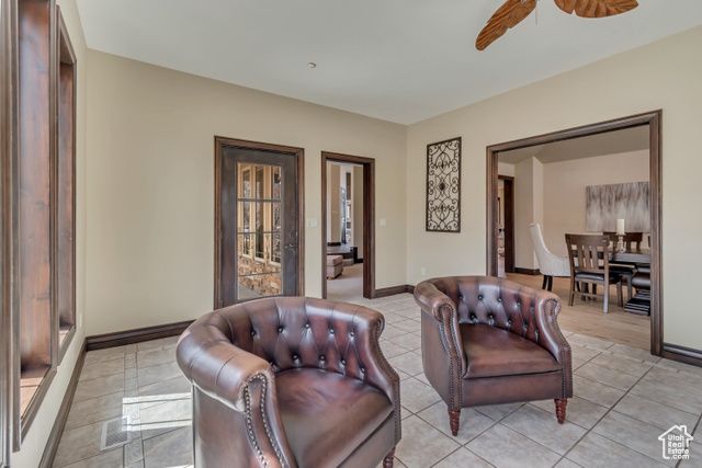 1945 E SEVEN OAKS LN, Draper, UT 84020