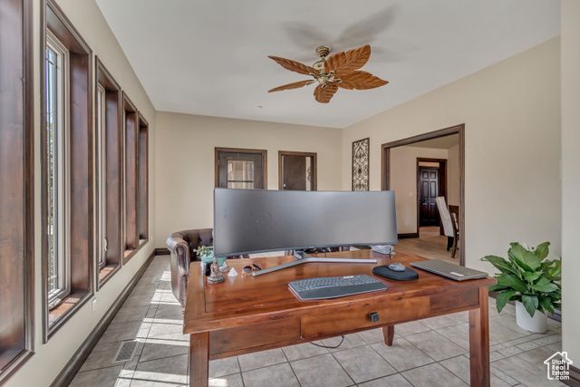 1945 E SEVEN OAKS LN, Draper, UT 84020