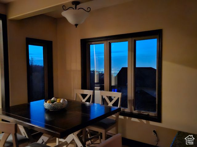 1945 E SEVEN OAKS LN, Draper, UT 84020