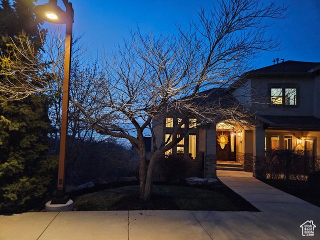 1945 E SEVEN OAKS LN, Draper, UT 84020