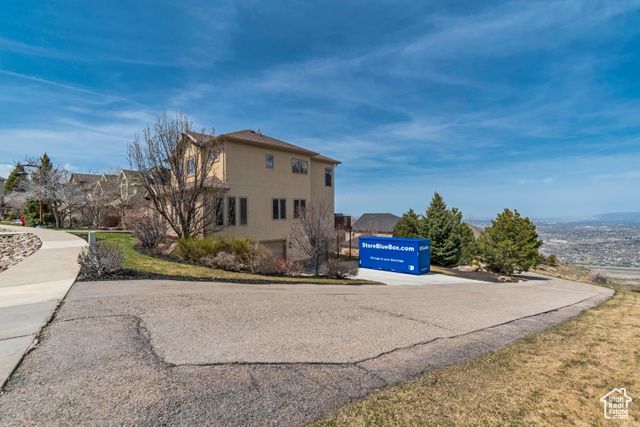 1945 E SEVEN OAKS LN, Draper, UT 84020