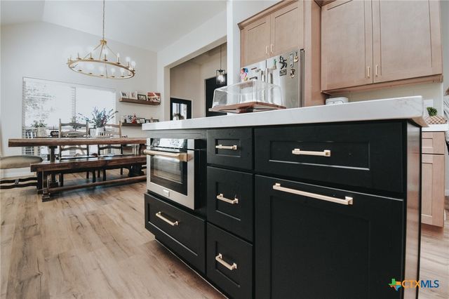 324 Brushy Creek, Victoria, TX 77904