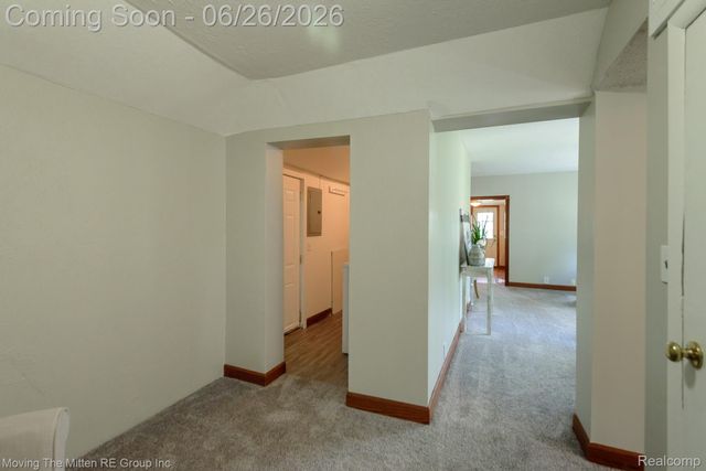 30 Wexford Avenue, Belleville, MI 48111