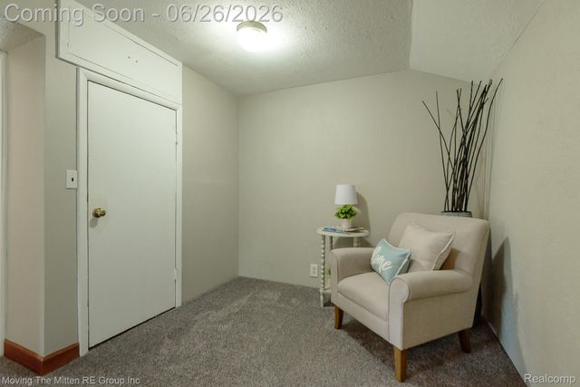 30 Wexford Avenue, Belleville, MI 48111