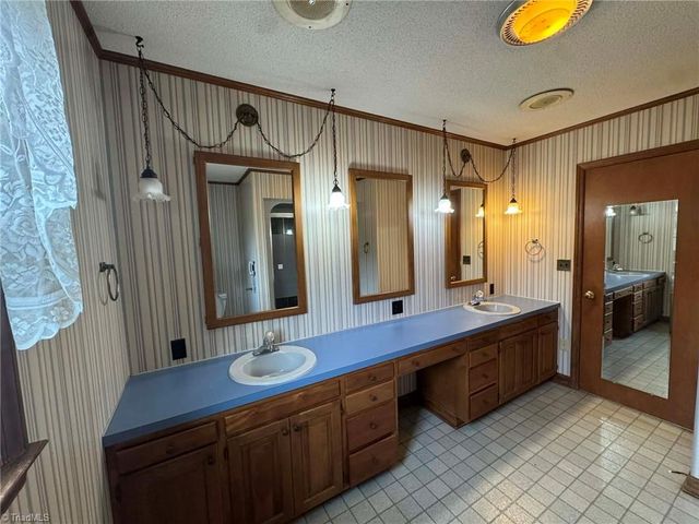 12544 Traphill Road, Traphill, NC 28685