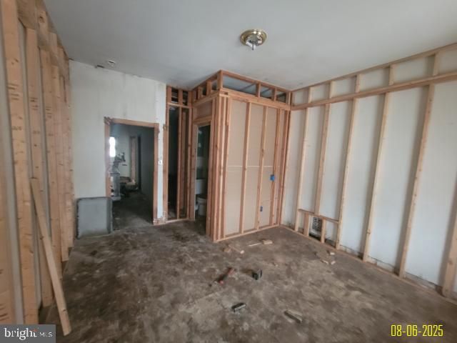 1818 CLIFTON AVE, Baltimore, MD 21217