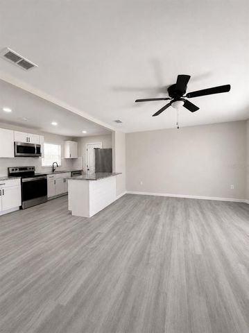 1090 E BAY STREET, Bartow, FL 33830