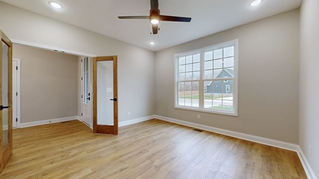 1417 Rooster Ridge Rd, Pleasant View, TN 37146