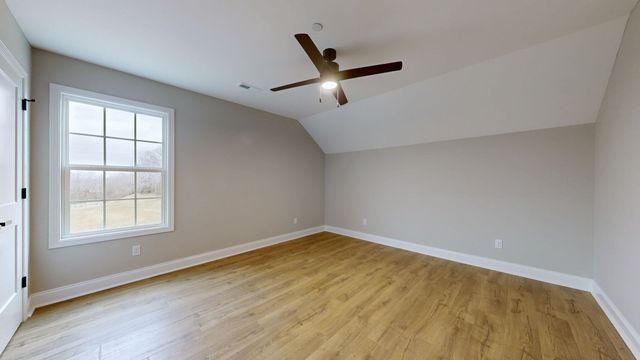 1417 Rooster Ridge Rd, Pleasant View, TN 37146