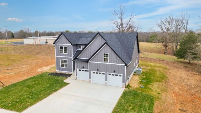 1417 Rooster Ridge Rd, Pleasant View, TN 37146