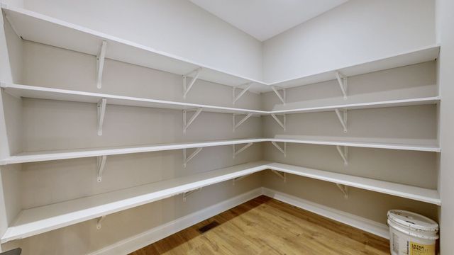 1417 Rooster Ridge Rd, Pleasant View, TN 37146