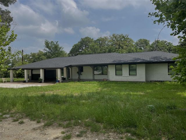 2856 State Highway 36 N Highway N, Caldwell, TX 77836