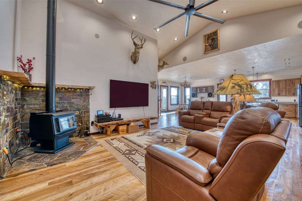 217 Peekaboo Trail, Hamilton, MT 59840 photo 24