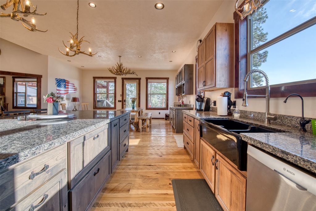 217 Peekaboo Trail, Hamilton, MT 59840 photo 39