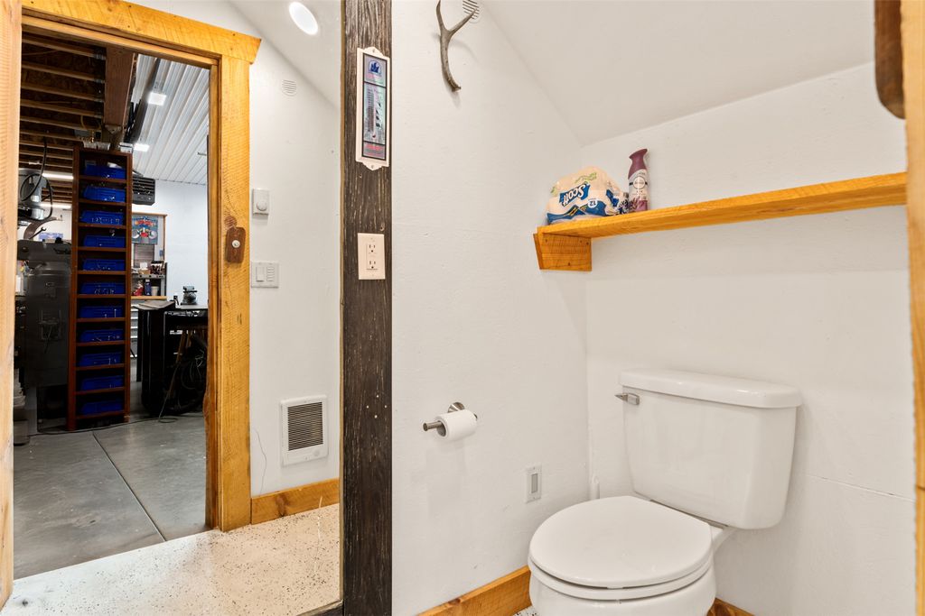 217 Peekaboo Trail, Hamilton, MT 59840 photo 8