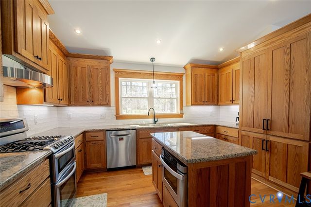 11420 Garden Terrace Ct, Mechanicsville, VA 23116