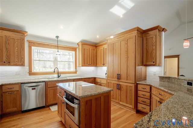 11420 Garden Terrace Ct, Mechanicsville, VA 23116