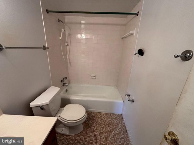 730 QUINCE ORCHARD BLVD #730-10, Gaithersburg, MD 20878