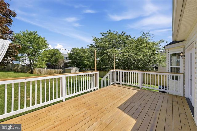120 POSTING WAY, Charles Town, WV 25414