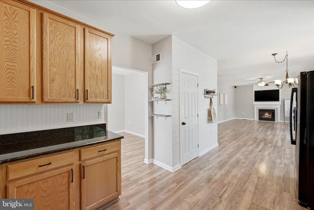 120 POSTING WAY, Charles Town, WV 25414