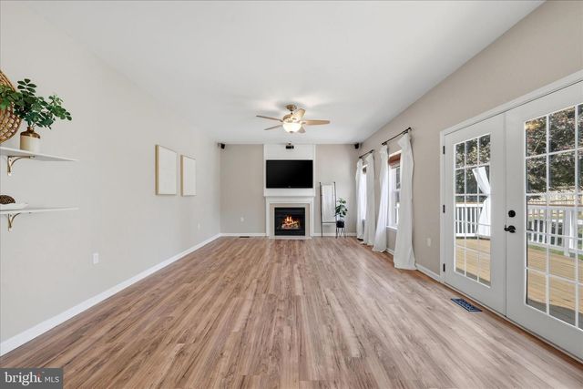 120 POSTING WAY, Charles Town, WV 25414