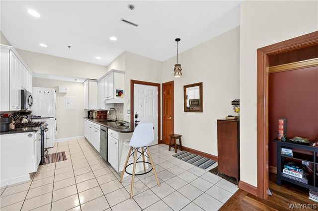 231 Richmond Avenue 14, Buffalo, NY 14222