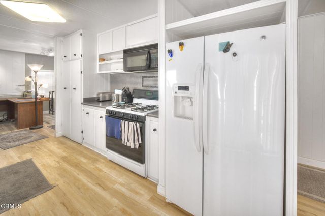 25 Copland Circle 25, Ventura, CA 93003