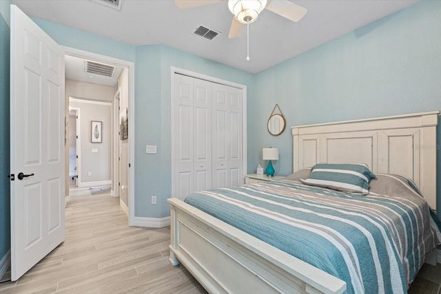 5705 CHEECH GLEN, Lakewood Ranch, FL 34211