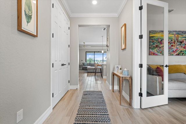 5705 CHEECH GLEN, Lakewood Ranch, FL 34211