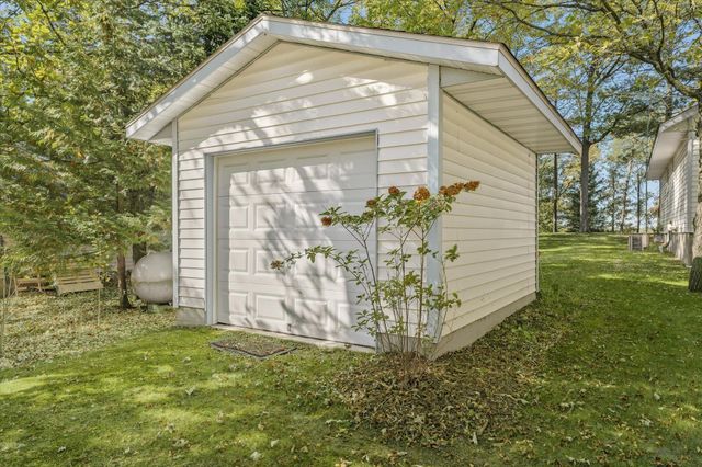 5471 Crow Wing Lake Road, Fort Ripley, MN 56449