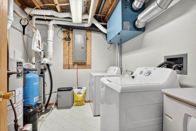 5471 Crow Wing Lake Road, Fort Ripley, MN 56449