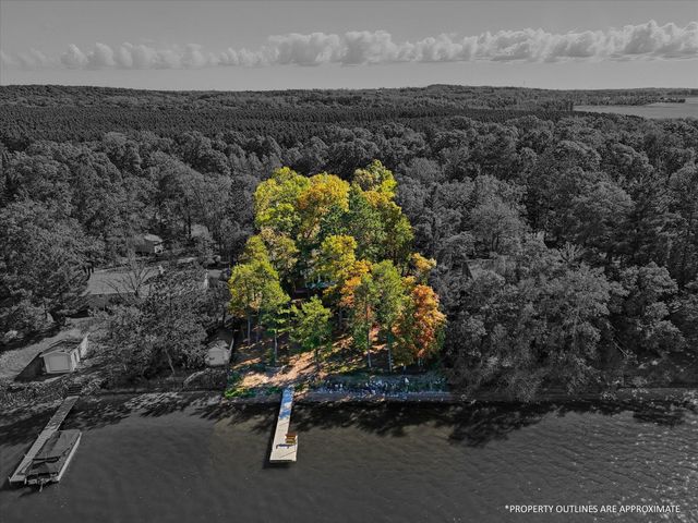 5471 Crow Wing Lake Road, Fort Ripley, MN 56449